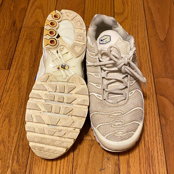 Mens Nike Air Max Plus 'Sail' White Cream Sneakers AR4251-100 Size 9.5 - Picture 6 of 7